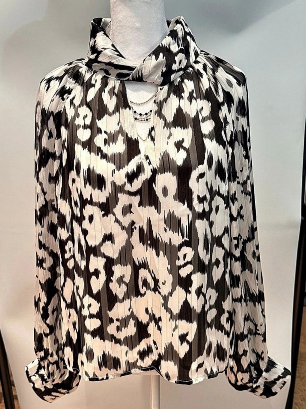 Glam Black & White with thin Shiny Gold threading, sheer sleeves, Abstract Print